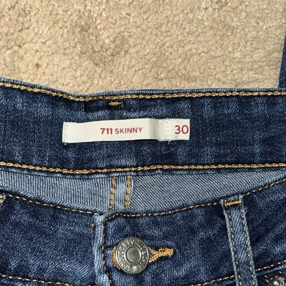 Levi’s 711 Skinny Jeans - Picture 4 of 5